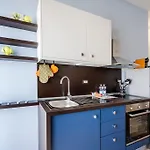 Apartamento Mediterranea Apartment - Train&Bas Station 1Minwalk *