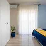 Mediterranea Apartment - Train&Bas Station 1Minwalk Apartment