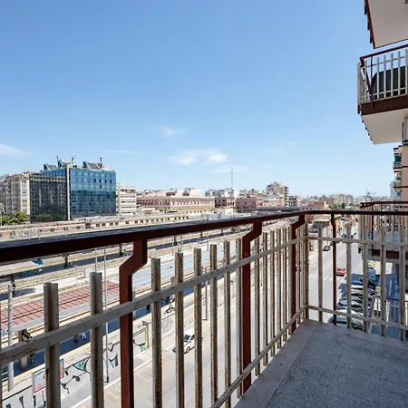 Апартаменти Mediterranea - Train&bas Station 1minwalk *